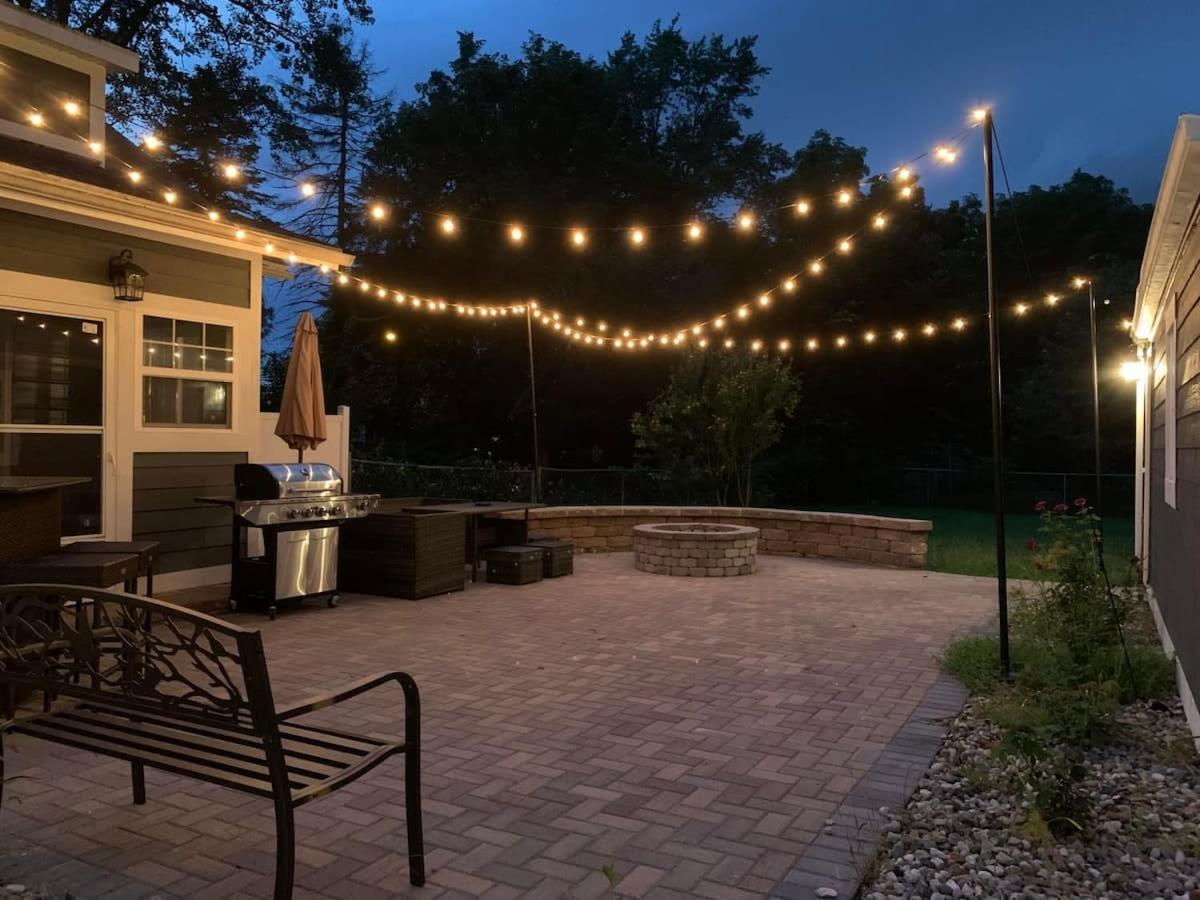 The Lucky Charm Home Of The Fighting Irish! Bbq Outdoor Games Coffee South Bend Ngoại thất bức ảnh